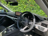 Audiのインテリアはエクステリア同様、優れたデザイン性とクオリティ、そして機能性を兼ね備えております。