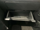 収納スペースもたくさん有ります☆車検証や小物類などすっきり収納♪