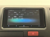 いまや必須装備「ナビゲーション」搭載!知らない場所に、スイスイッとドライブ。なんて便利な機能でしょうか?もう、これなしではハンドルを握れませんね!でも、運転中の操作は危険ですのでご注意ですね♪