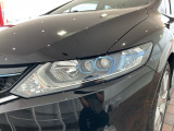 LEDヘッドライトは、点灯の瞬間から最大光量を発揮し、突然暗くなるトンネルなどでの安定感を高めます。