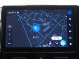 ディスプレイオーディオ(コネクティッドナビ対応)PLUS搭載。T-Connectご契約で2029年6月まで無償で利用できるナビ(期限到来後は有償)と、解約後も利用できる車載ナビが搭載されています。