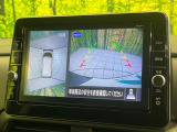 【アラウンドビューモニター】専用のカメラにより、上から見下ろしたような視点で360度クルマの周囲を確認することができます☆死角部分も確認しやすく、狭い場所での切り返しや駐車もスムーズに行えます。