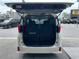 彦根インターからお車で3分とアクセス便利!近くには有名観光地の彦根城もありますので、観光と合わせてのご来店も良いですね♪活気溢れる自慢のスタッフがお客様のご来店をお待ちしております!