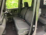 運転しやすい位置に配置された操作系が、快適なドライビングをサポート。広々とした室内空間で、リラックスした運転を楽しめます。