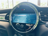 ◆LIBERALAは、輸入車選びの新たなスタイルを提案するインポート・セレクト・ブランドです。オーナー様となる方がクルマから直接感じる感性を第一にした、最良の一台との出会いをコーディネートいたします。