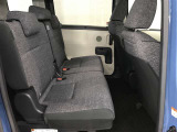 ゆとりある広々とした車内空間は、ドライブを始め買い物やレジャーなど、幅広く活躍します。一人でもみんなとでもお出かけを楽しみましょう!