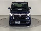 デイタイムランニングランプ付フルLEDヘッドライトは、Honda初となるダイレクトプロジェクション式を採用です!