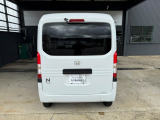 【内外装】専門スタッフが徹底的にクリーニングを施しております。綺麗な状態で納車させていただきます。