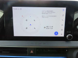 (8インチディスプレイオーディオ)スマホと車をつなぐことで色々なサービスを楽しめます。