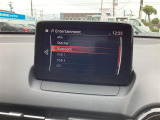 オーディオソースは、CD/DVDの他、Bluetoothも対応しています。