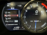 隣車線を走る車両をレーダーで検知し、ドアミラーでは確認しにくい後側方エリアに存在する車両に加え、急接近してくる車両も検知します。車両を検知するとドアミラーに搭載されたLEDインジケーターが点灯します。