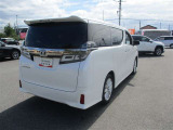 両側パワースライドドア付きだから、狭い駐車スペースなどでの 乗り降りラクラク!小さなお子さまのいるご家庭には嬉しい装備。