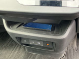 ワイヤレス充電器装備☆