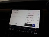 ディスプレイオーディオはフルセグTV、Bluetooth/USB入力に対応しています。