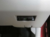 ETC車載器付きです。高速道路の料金所もスムーズに通過できます。※セットアップ費用は別途必要です。