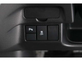 【横滑り防止装置】ドライバーの安全運転をアシストしてくれる装備が充実しています☆ドライバーの不安を安心へと変えてくれますね。