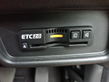 ETC2.0付き。高速道路の料金所はキャッシュレスで。サービスエリア等にあるスマートインターも利用可能でとっても便利。ご納車後すぐにお使い頂けるようセットアップしてのお渡しとなります。