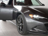 神戸マツダ神戸西インター店は、通常ディーラー+&alpha;の次世代型店舗としてROADSTER EXPERIENCE SPACEの冠を掲げ、「いつでも・誰でも・気軽に会いに行ける」ロードスターUカー専門店。
