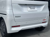 前後バンパーに踏み間違い防止センサー☆コーナーセンサーとしても活躍します♪