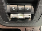 いまや快適なカーライフに欠かせないETCが付いています。