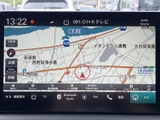 快適なドライブをサポートするナビゲーションシステム。スムーズな操作性と分かりやすい表示で、目的地まで安心して進めます。