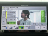 ラジオやCD、Bluetooth接続で、お好みの音楽を楽しめます。クリアな画面で、快適なカーオーディオ体験をお届け。長距離ドライブも飽きさせません。