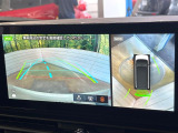 【アラウンドビューモニター】専用のカメラにより、上から見下ろしたような視点で360度クルマの周囲を確認することができます☆死角部分も確認しやすく、狭い場所での切り返しや駐車もスムーズに行えます。