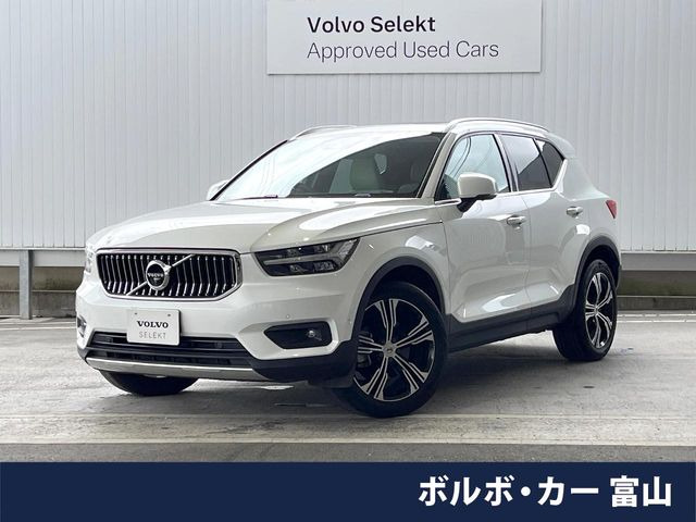 XC40 B4 AWD インスクリプション 4WD 