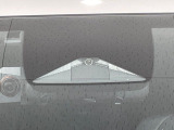 【ホンダセンシング】走行中に前方の車両等を認識し、衝突しそうな時は警報とブレーキで衝突回避と被害軽減をアシスト。より安全にドライブをお楽しみいただけます。