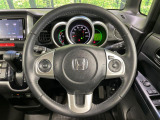 【純正革巻きステアリング】上質な革を使用することで、手にしっかり馴染みとても運転しやすいハンドルです♪