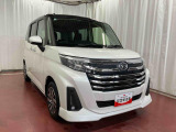 両側スライドドアなので、狭い駐車場や壁際でも安心!