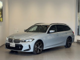 【XDrive】強大なパワーをXdriveシステムが瞬時に理想的な可変配分を行い、かつてない安心・快適・スポーティな走りを約束します。走行状況に応じてトルク配分を最適化してくれる優れものです!