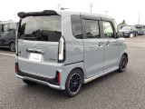 ☆ダムドは各車種のドレスアップパーツを出してる会社でN-BOXに関しては