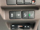 先進の安全装備がついています。詳しい装備内容、仕様等につきましてはスタッフにお問合せ下さい。