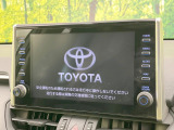 【9インチ ディスプレイオーディオ】大画面ディスプレイへお持ちのスマートフォンと連携して、ナビやbluetoothでの音楽再生が可能です♪デザインはもちろん操作性も良好!別途ナビ機能の取付可能です♪