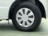 日産純正ホイールキャップ タイヤサイズは145/80R12です。