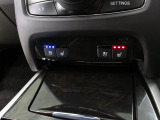【シートヒーター】寒い季節の味方!エアコンより素早く暖まるので、出発してすぐの車内の寒さを和らげますよ♪