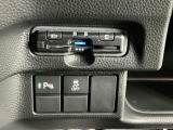 ETC付いてます。ETCが使用可能な道路通行料はキャッシュレスでスマートに走行できます。再セットアップして納車致します