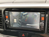 『上からマル見え!』スムーズな駐車と車両周辺の安全確認に役立つ、アラウンドビューモニターを搭載!