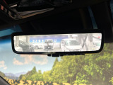 【デジタルインナーミラー】後席の大きな荷物や同乗者で後方が確認しづらい時でも安心!カメラが撮影した車両後方の映像をルームミラー内に表示。クリアな視界で状況の確認が可能です!