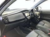 すっきりとしたデザインの内装は、さすがトヨタ車の上品さを感じます。