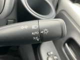 暗くなると自動でライトを点灯してくれるオートライト☆