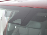 TOYOTA SAFETY SENSEは道路状況、車両状態、天候状態及びドライバーの操作状況などによっては、作動しない場所があります。あくまで運転補助機能です。