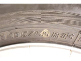 195/65R15    車両装着タイヤサイズです。 タイヤのご相談もトヨタモビリティ石川にお任せください