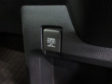 12V電源ソケットを設置しております。周辺機器の充電にご利用頂けます。