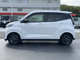 初度登録月から数えての日産自動車の新車保証を継承いたします。(3年6万キロ走行までの一般保証、5年10万キロ走行までの特別保証)