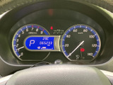 視認性の高いメーター類で、運転状況を的確に把握できます。必要な情報を一目で確認できるので、安全運転をサポートします。