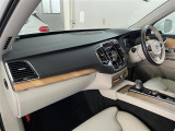 ◆LIBERALAは、輸入車選びの新たなスタイルを提案するインポート・セレクト・ブランドです。オーナー様となる方がクルマから直接感じる感性を第一にした、最良の一台との出会いをコーディネートいたします。