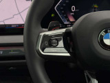 車両の詳細、ご質問につきましては、弊社営業スタッフまでお気軽にご連絡下さいませ。遠方のお客様には実車の詳細画像送信も承ります。お客様からのお問合せをお待ち致しております。
