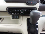 充電用USBジャック(急速充電対応タイプ2個付)